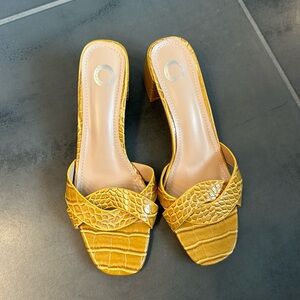 Mustard yellow kitten heels